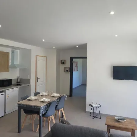 Paisible Avec Et Climatisation A - Fr-1-489-476 Country house Couzon