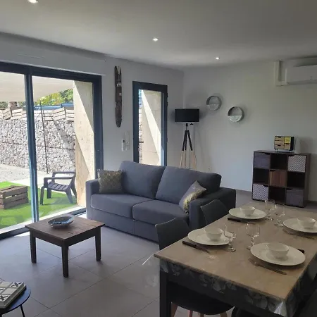 Paisible Avec Et Climatisation A - Fr-1-489-476 Country house Couzon